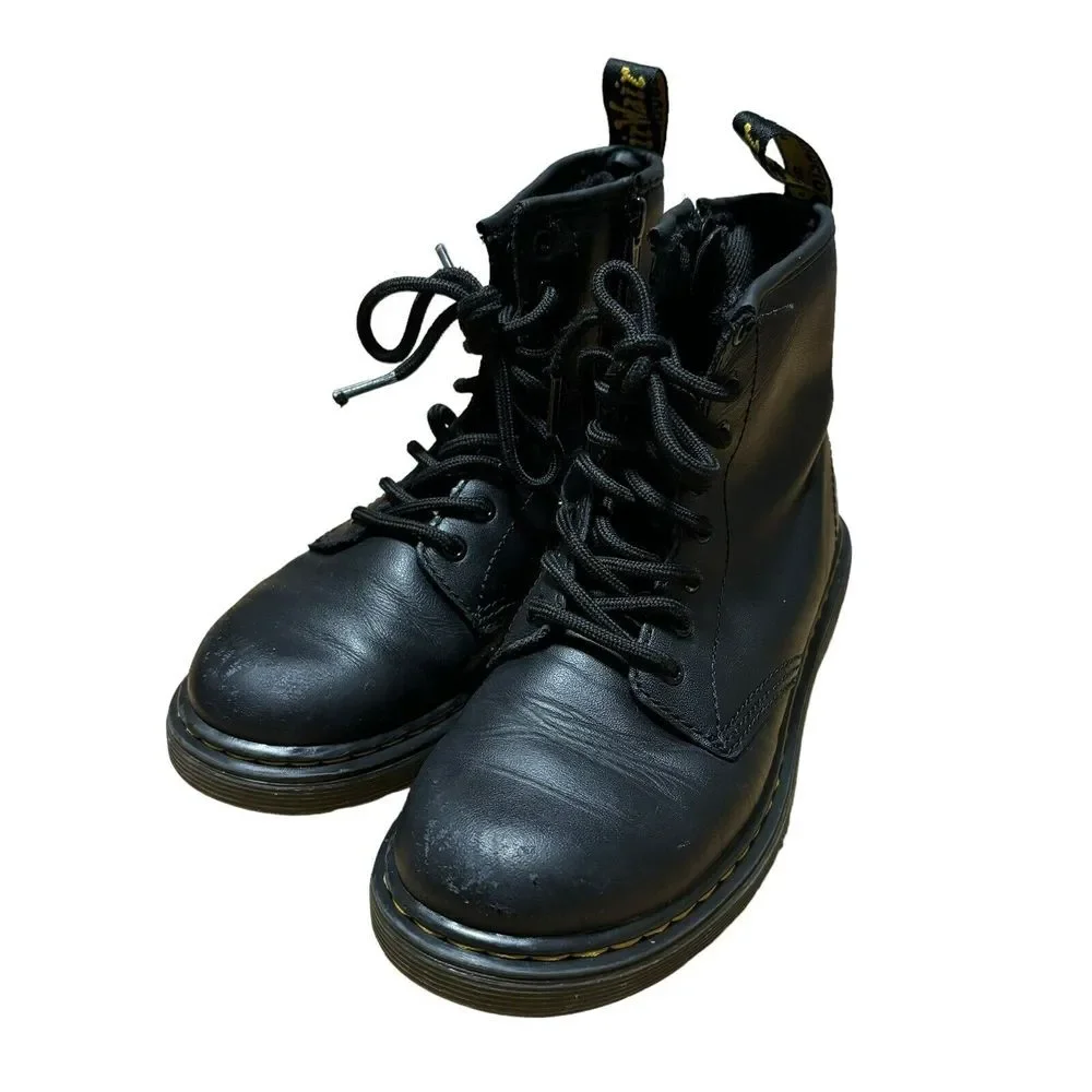 Dr‎ Martens 1460 J Black Smooth Leather Boots 8 Eye Big Kid Size 2